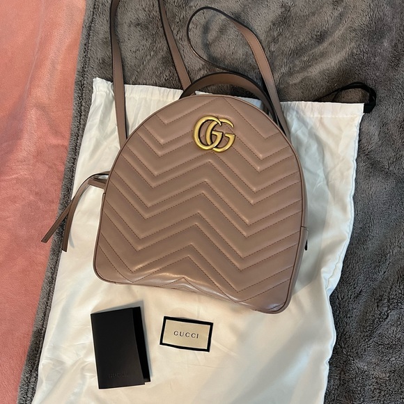 Gucci marmont backpack - Picture 2 of 9